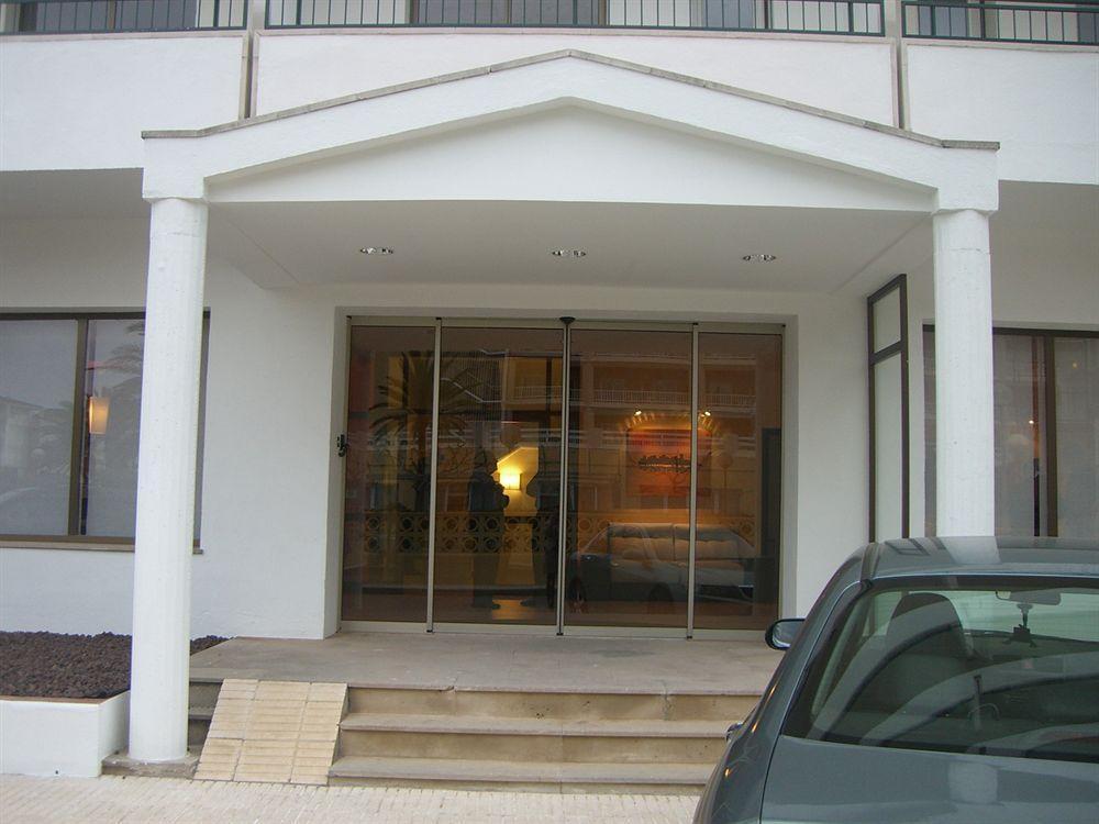 Bay Hotel Ρόζες Εξωτερικό φωτογραφία